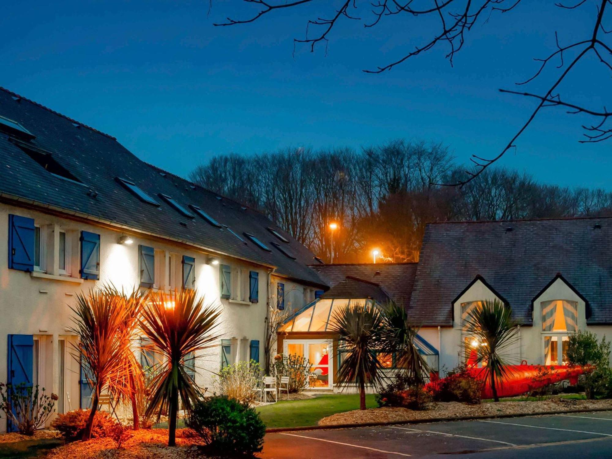 Отель Ibis Brest Kergaradec Экстерьер фото
